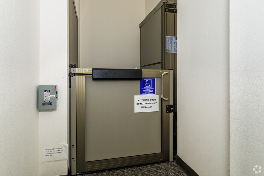 910 K St, Sacramento, CA à louer - Photo du bâtiment - Image 1 de 25