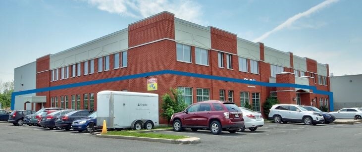 85 Rue J.-A.-Bombardier, Boucherville, QC à vendre Photo du bâtiment- Image 1 de 1