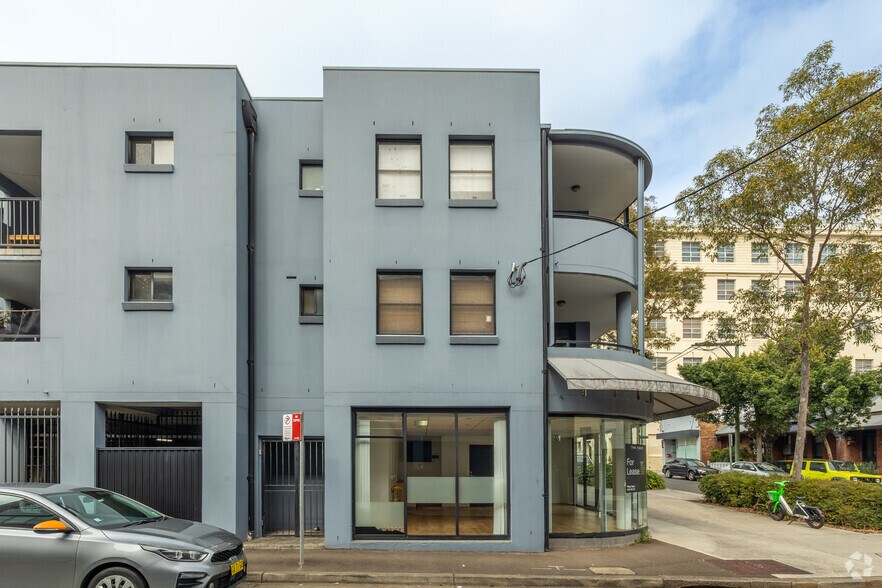 56-58 Church St, Camperdown à louer - Photo du bâtiment - Image 3 de 5