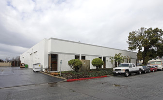 684-688 E Gish Rd, San Jose CA - Warehouse