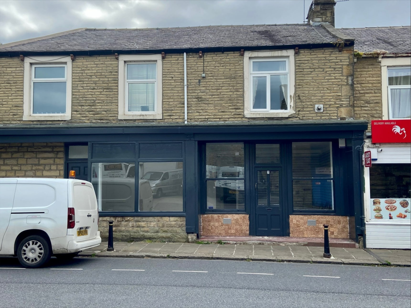 7 Victoria Rd, Barnoldswick for lease Primary Photo- Image 1 of 3