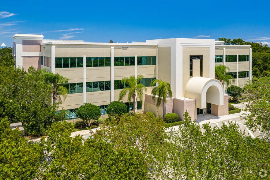 4750 E Park Dr, Palm Beach Gardens, FL à louer - Photo du bâtiment - Image 1 de 10