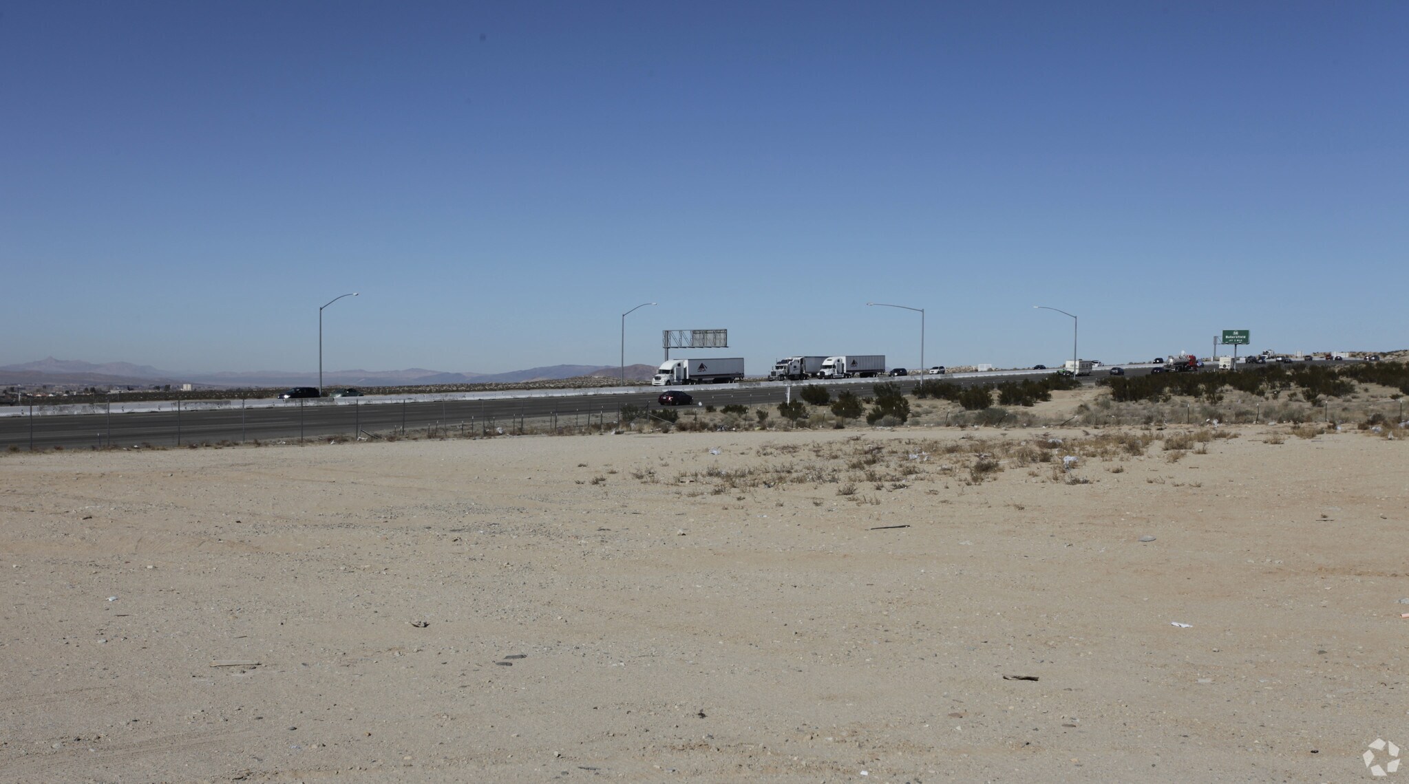 Fisher, Barstow, CA à vendre Photo principale- Image 1 de 3