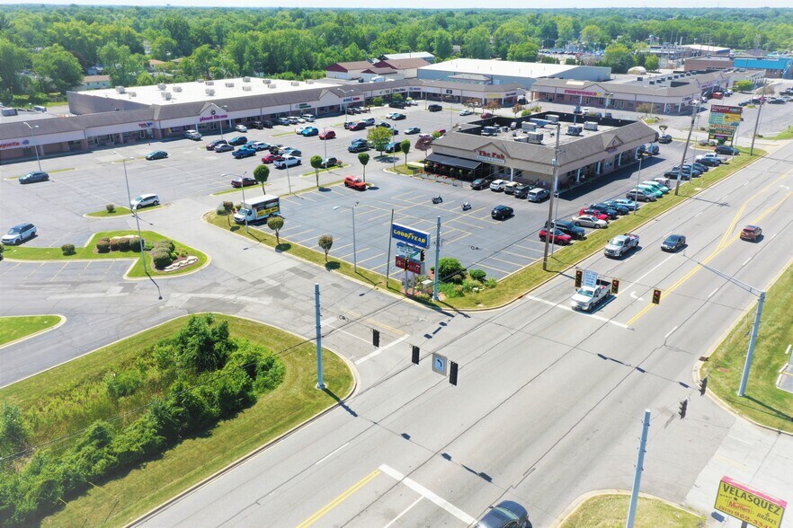 1721-1985 E 37th Ave, Hobart, IN à louer - Photo du bâtiment - Image 2 de 9