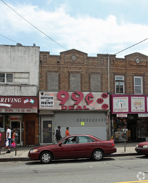 120-10 Liberty Ave, Jamaica, NY for lease - Building Photo - Image 2 of 2