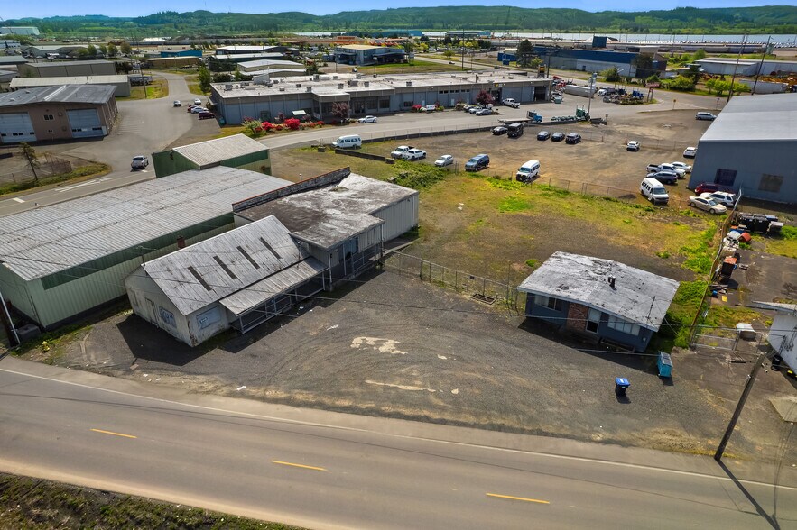 2419 W 1st St, Aberdeen, WA à louer - Aérien - Image 2 de 5