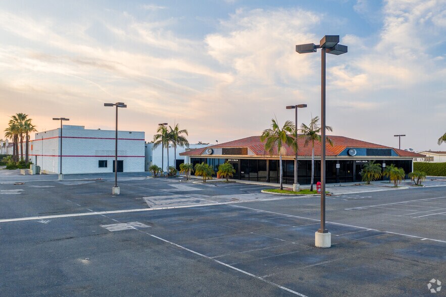 21243 S Avalon Blvd, Carson, CA à vendre - Photo du bâtiment - Image 3 de 27