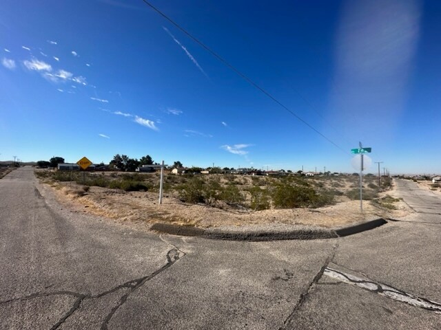 Church Ave, Barstow, CA à vendre - Photo principale - Image 1 de 6