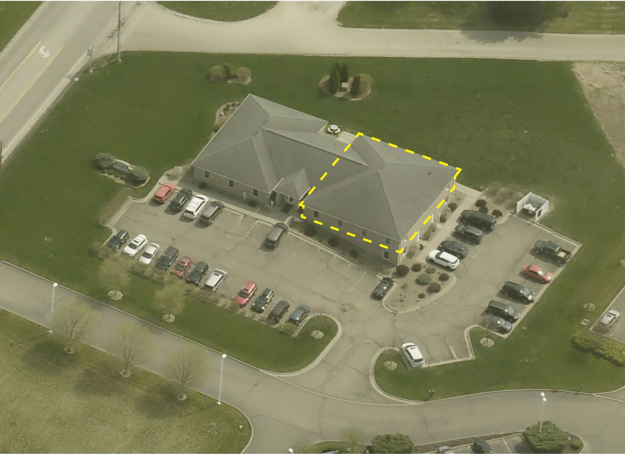 909 Dover Rd, Wooster, OH for lease Building Photo- Image 1 of 7