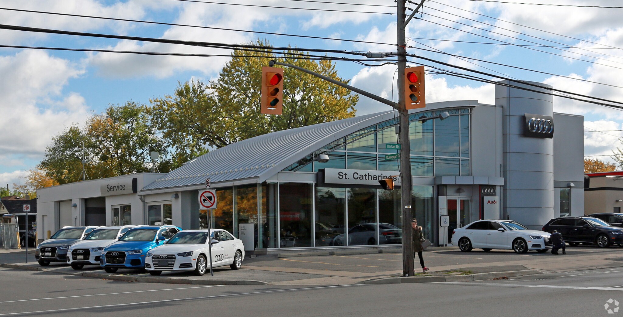114 Hartzel Rd, St Catharines, ON for sale Primary Photo- Image 1 of 1