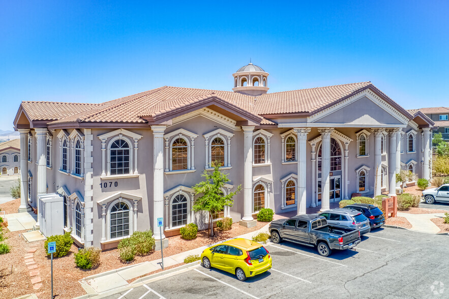 1070 W Horizon Ridge Pky, Henderson, NV for lease - Primary Photo - Image 1 of 30