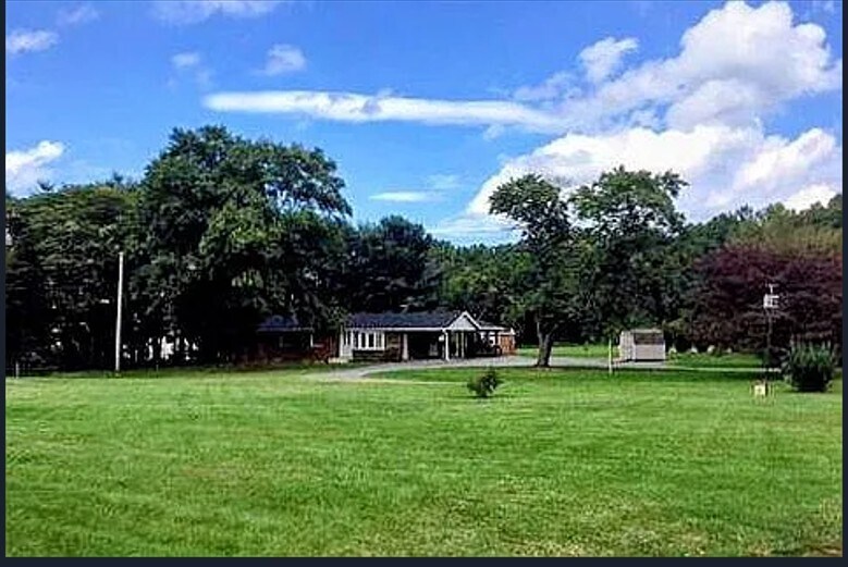 1227 Waugh Chapel Rd, Gambrills, MD à vendre - Photo du bâtiment - Image 2 de 7
