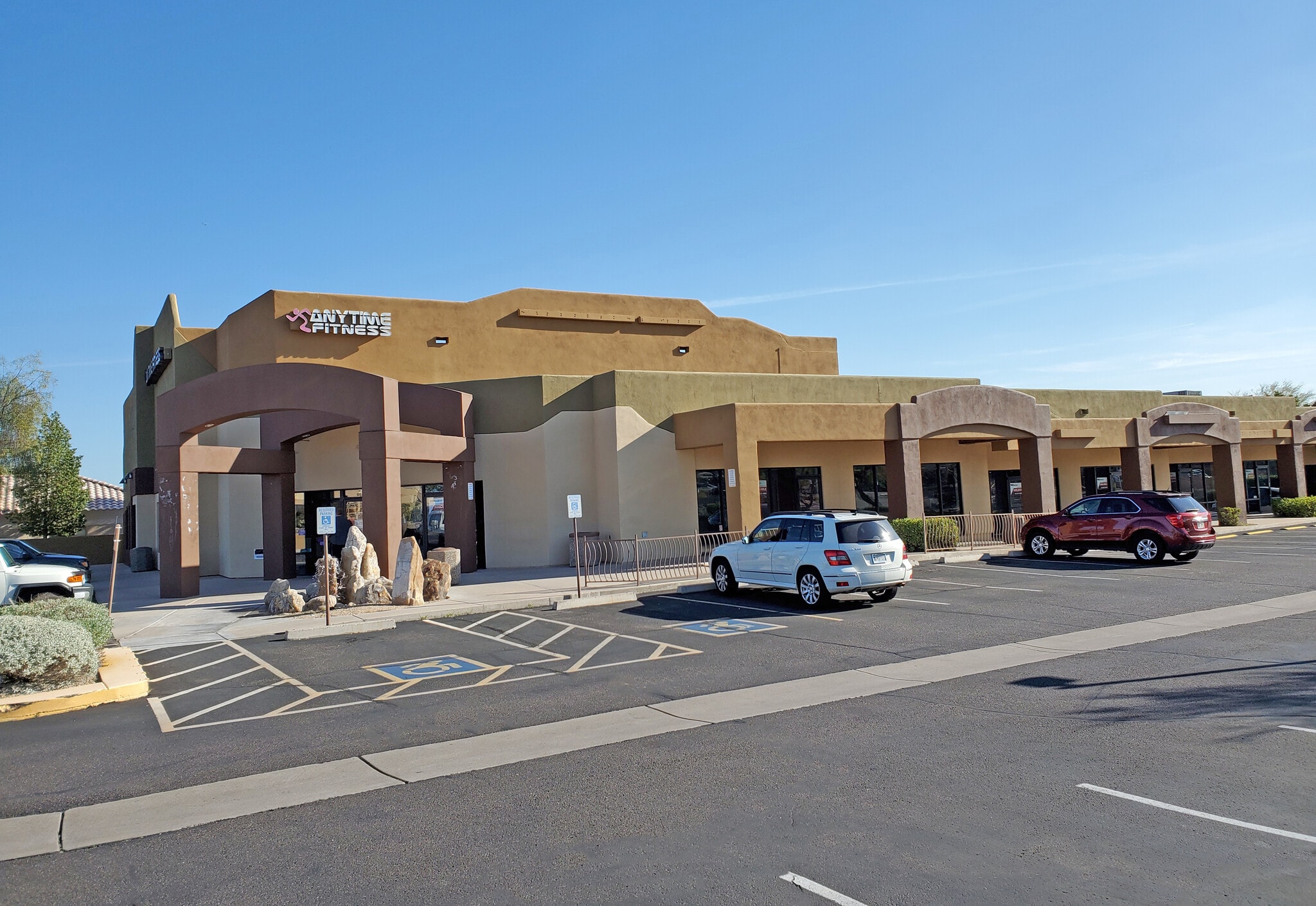 16425 E Palisades Blvd, Fountain Hills, AZ for lease Building Photo- Image 1 of 3