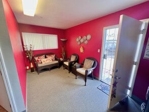 4455 Twain Ave, San Diego, CA for lease Interior Photo- Image 2 of 9