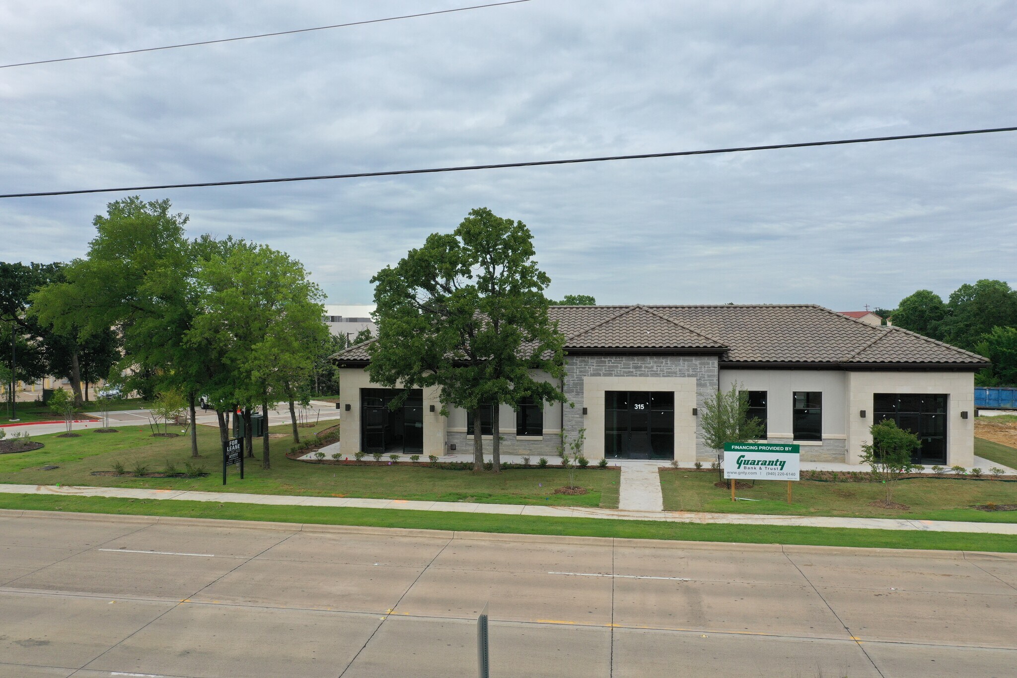 305 S Nolen Dr, Southlake, TX à louer Photo du bâtiment- Image 1 de 10