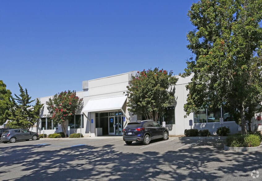 519-525 Parrott St, San Jose, CA à vendre - Photo du bâtiment - Image 3 de 5