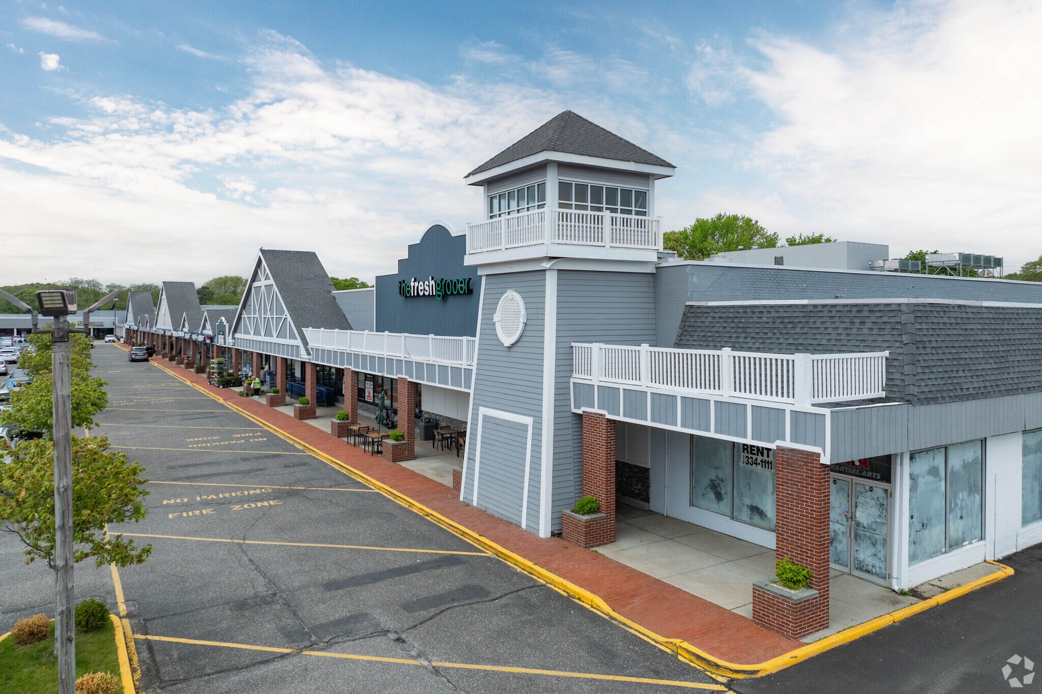 871-925 Montauk Hwy, Oakdale, NY for sale Primary Photo- Image 1 of 1