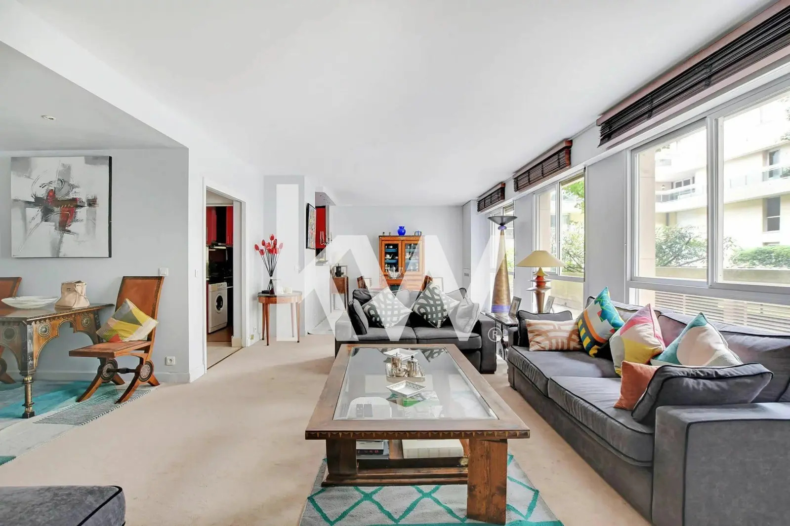 Multifamily in Paris for sale Building Photo- Image 1 of 7