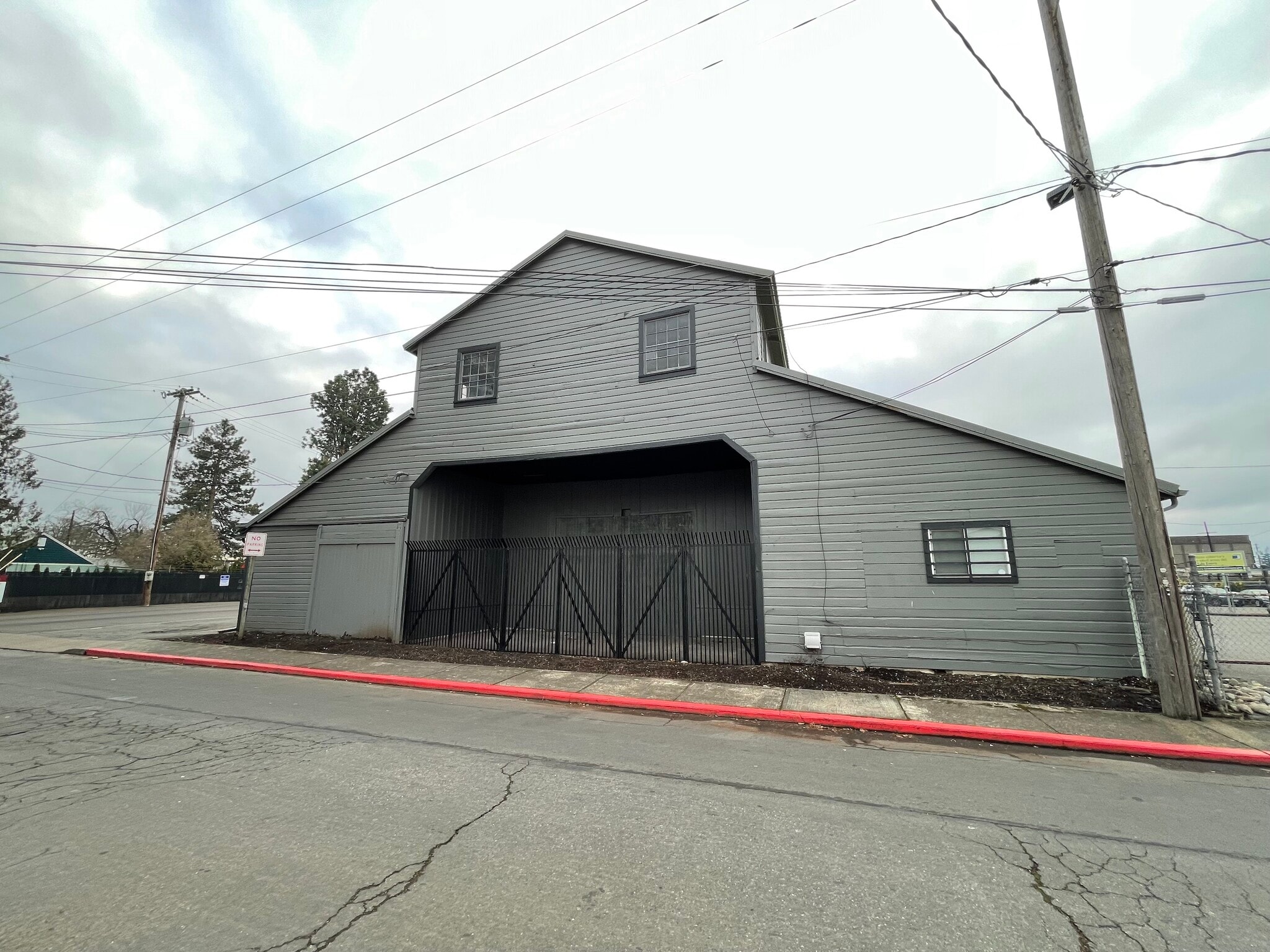 2990 Portland Rd NE, Salem, OR for lease Building Photo- Image 1 of 14