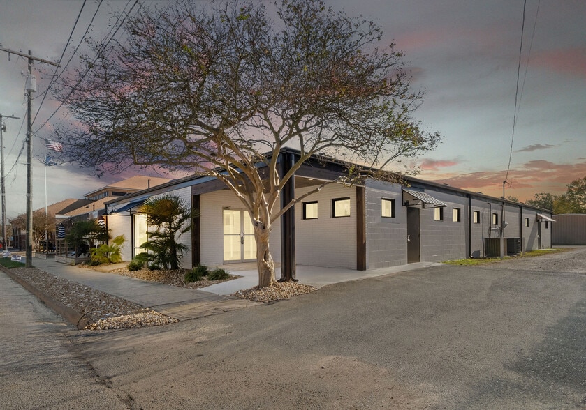 213 W 2nd St, Deridder, LA à louer - Photo du bâtiment - Image 1 de 10