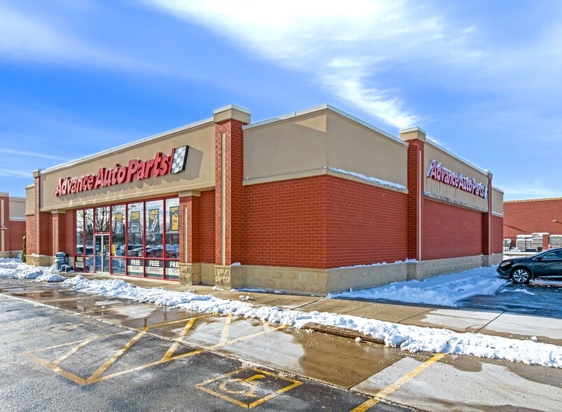 2820 S Business Dr, Sheboygan, WI for sale - Building Photo - Image 2 of 5