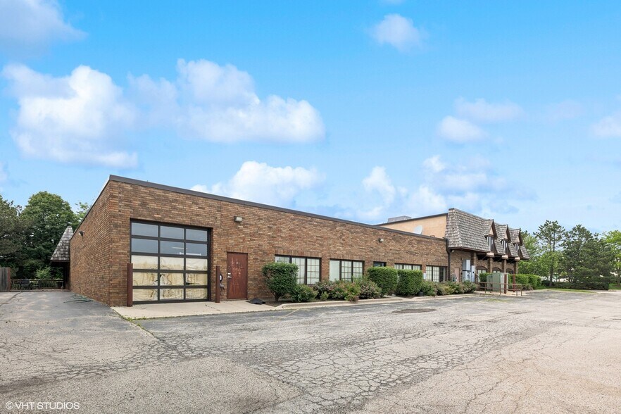 Viking Park Office/Flex Portfolio portefeuille de 19 propriétés à vendre sur LoopNet.ca - Photo du bâtiment - Image 3 de 21