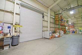 12180 Metro Pky, Fort Myers, FL for lease Interior Photo- Image 2 of 7