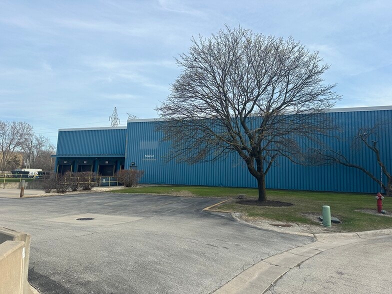 7420 S Meade Ave, Bedford Park, IL for lease - Building Photo - Image 1 of 4