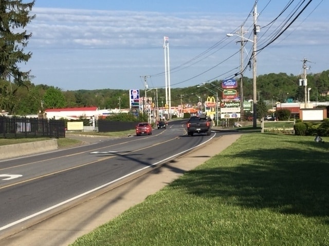 1920 Harper Rd, Beckley, WV for sale Primary Photo- Image 1 of 5
