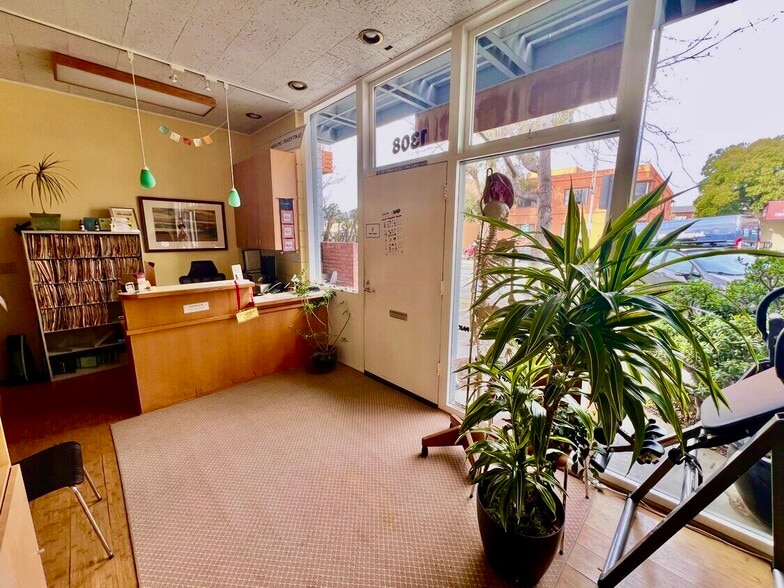 1306-1308 Solano Ave, Albany, CA for lease - Interior Photo - Image 3 of 25
