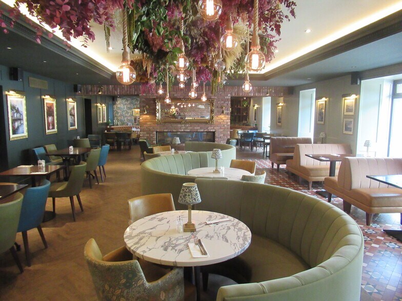 27 Main St, Dunfermline à vendre - Photo du bâtiment - Image 3 de 19