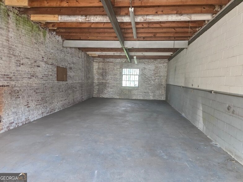 208 N Hightower St, Thomaston, GA for lease - Interior Photo - Image 3 of 4