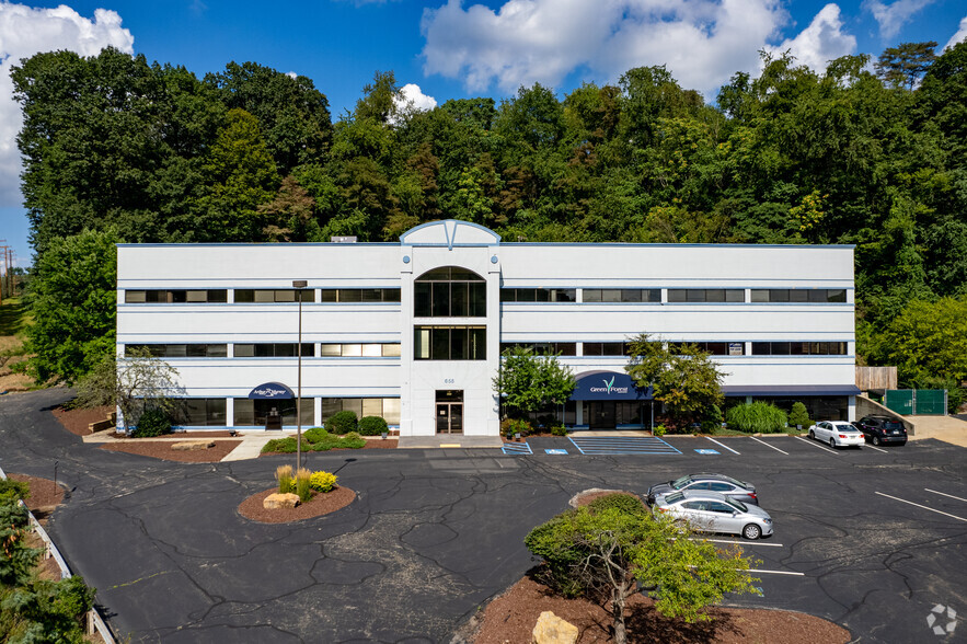 655 Rodi Rd, Pittsburgh, PA for lease - Building Photo - Image 2 of 5