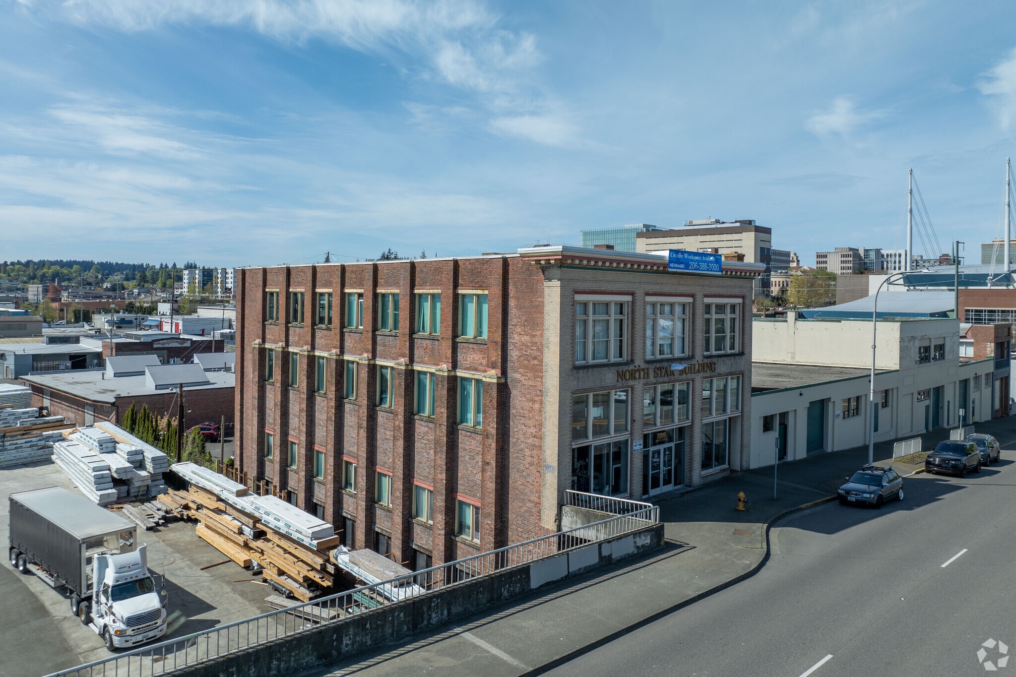 2210 Hewitt Ave, Everett, WA for lease Primary Photo- Image 1 of 6