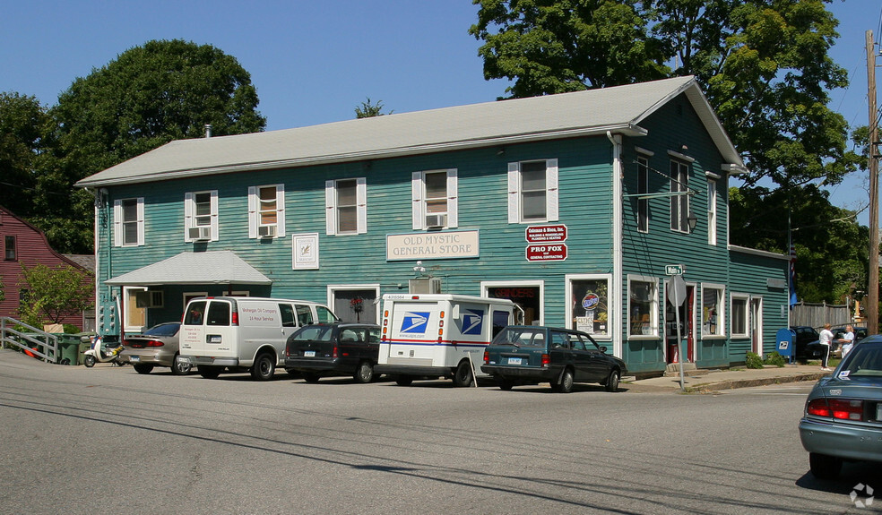 47 Main St, Stonington, CT for lease - Building Photo - Image 2 of 5