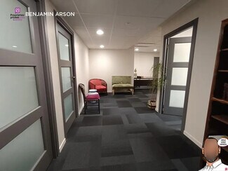 Plus de détails pour Bureau à vendre
