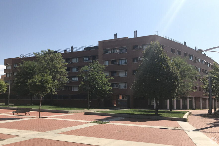 Calle Alcalde Pablo Montero Y Montero, 1, Leganés, Madrid à louer - Photo du bâtiment - Image 2 de 2