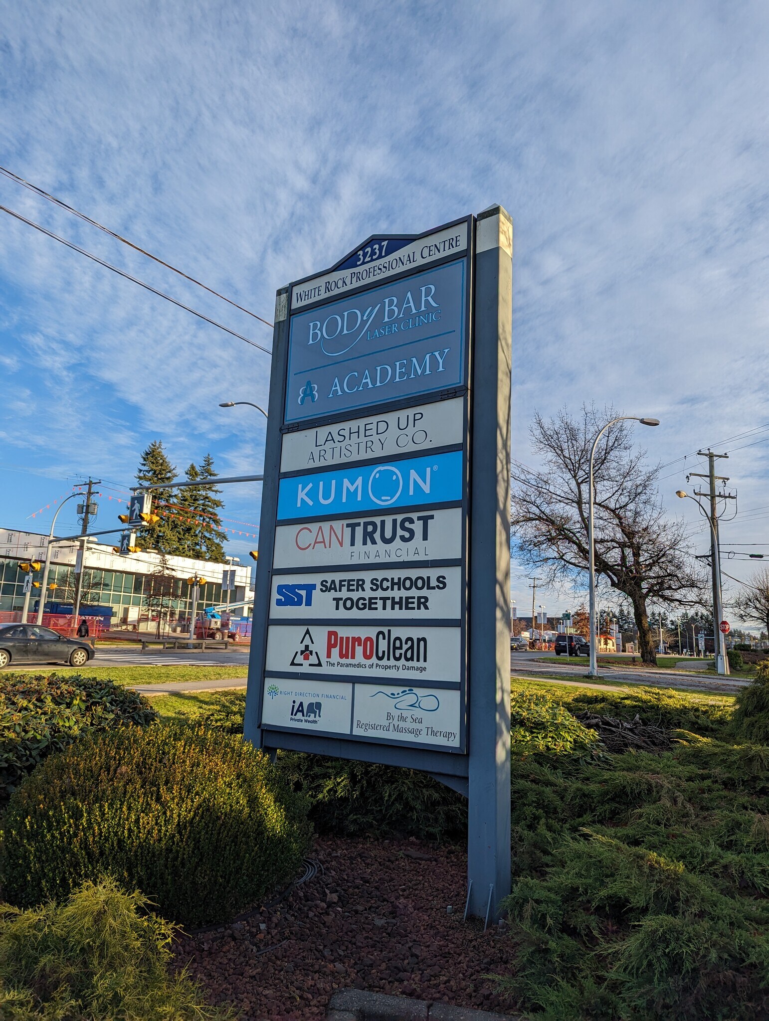 3237 King George Blvd, Surrey, BC à vendre Photo du bâtiment- Image 1 de 1