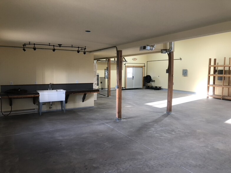 18 Business Park Rd, Livingston, MT for lease - Building Photo - Image 3 of 24