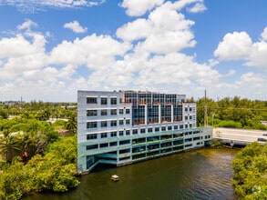 17501 Biscayne Blvd, Aventura, FL - Aérien  Vue de la carte