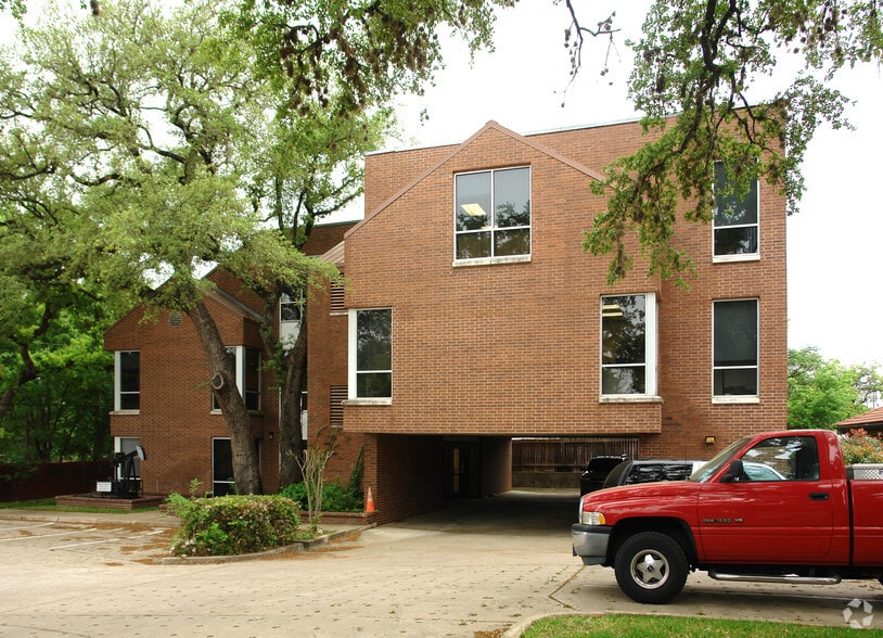 510 Hearn St, Austin, TX for lease - Building Photo - Image 2 of 3