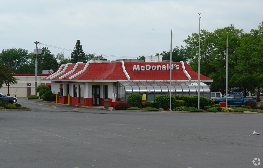 3779 State Route 13, Pulaski, NY à louer - Photo principale - Image 2 de 2