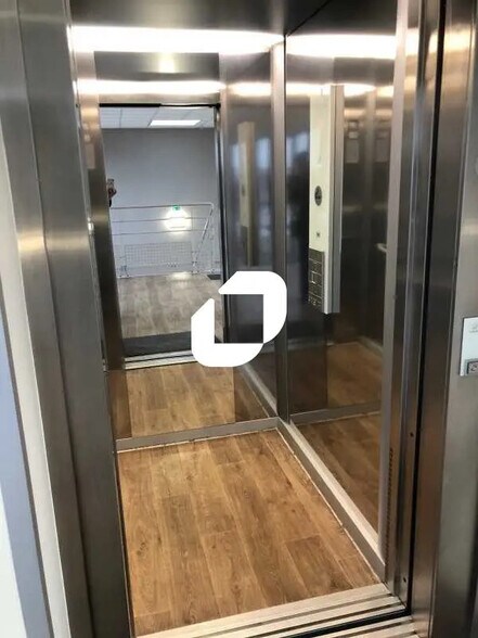 Bureau dans Bezons à louer - Photo intérieure - Image 3 de 6