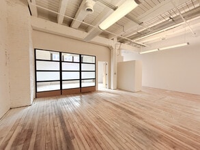 224-230 W Huron St, Chicago, IL à louer Photo intérieure- Image 1 de 3