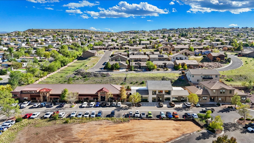 3207 Lakeside Vlg, Prescott, AZ for sale - Building Photo - Image 3 of 53