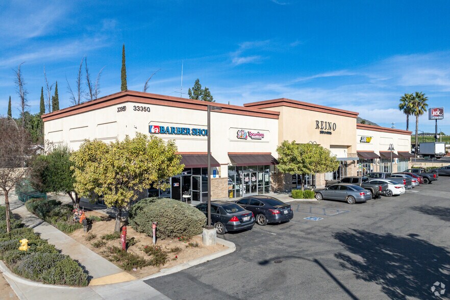 33950 Angels Ln, Wildomar, CA à louer - Photo du bâtiment - Image 1 de 4