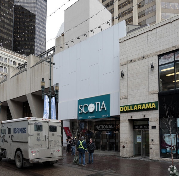 700 2 St SW, Calgary, AB for lease - Building Photo - Image 2 of 26