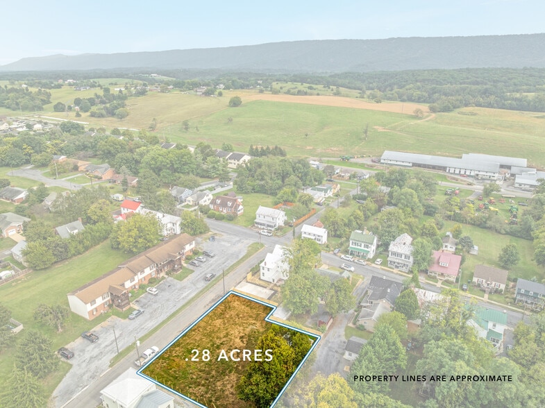 Foundry St, Woodstock, VA for sale - Building Photo - Image 2 of 22