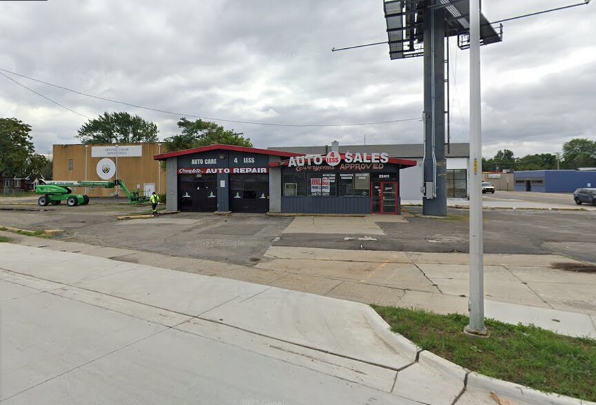 22411 S Chrysler Ave, Hazel Park, MI à louer - Photo du bâtiment - Image 3 de 5