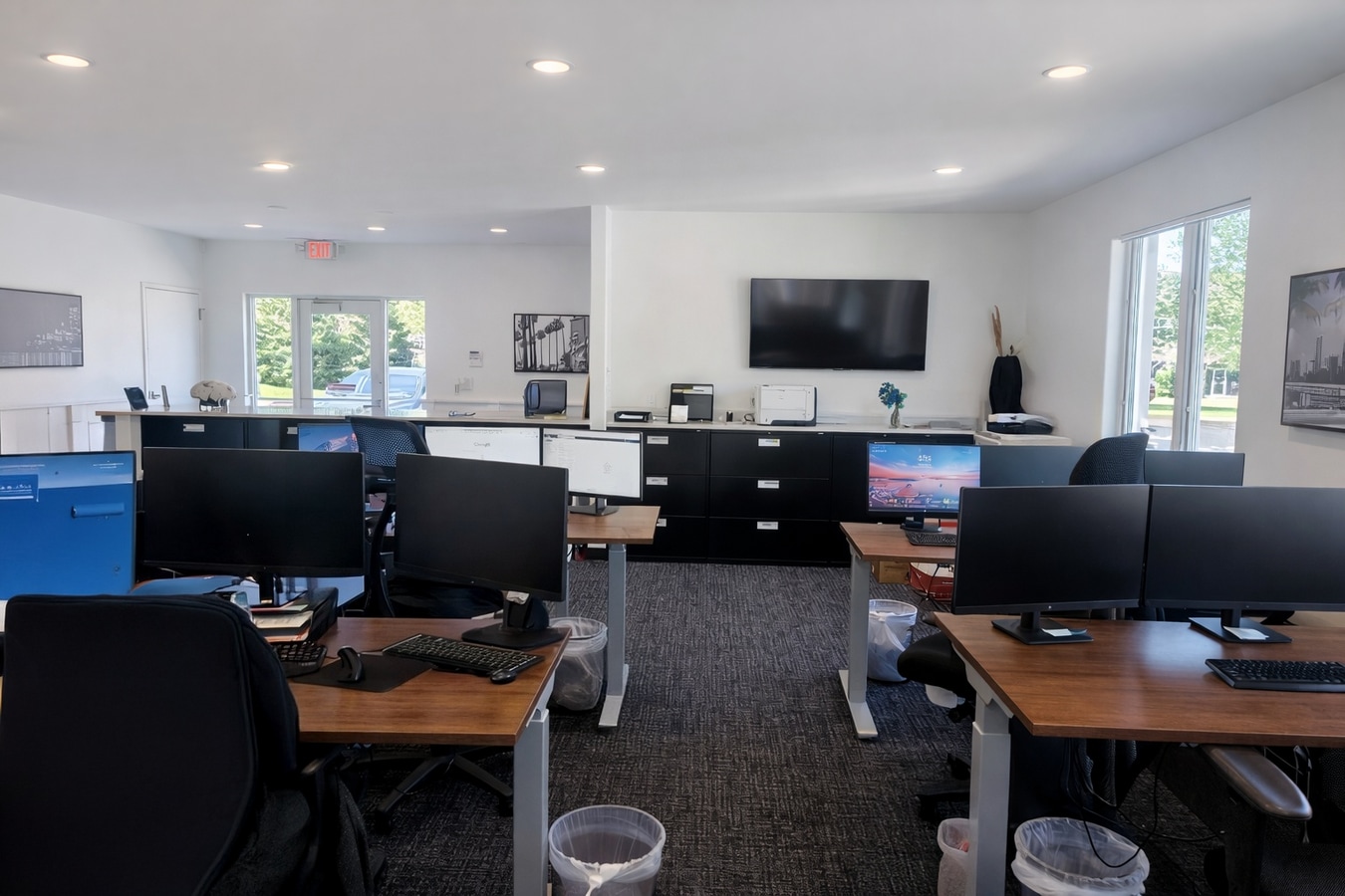 18045-18049 Oak St, Omaha, NE 68130 - Unit A & B -  - Interior Photo - Image 1 of 4